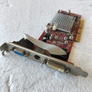 Scheda grafica video AGP 4/8X GDDR 128MB 64 BIT AMD ATI Radeon 9250 DVI TV-OUT