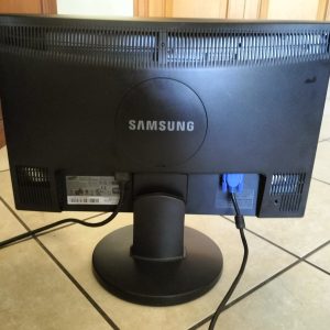 Monitor 20″ LCD VGA 16:9 SAMSUNG SyncMaster 2043SN 1600 x 900 75Hz PC Desktop