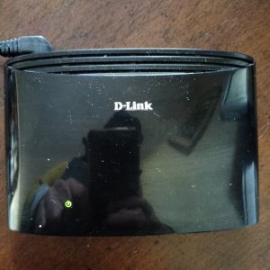 Switch 5 Porte Fast Ethernet 10/100 Mbps D-Link DES-1005D nero con Alimentatore