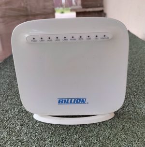Modem Router Fibra FTTC VDSL2 ADSL2+ WIFI N Chip Broadcom Billion BiPAC 8800NL